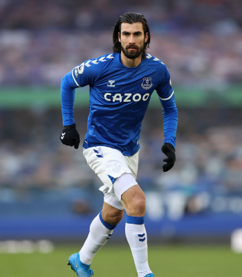 Everton star André Gomes and Gary Lineker back new ‘Football For Change’ to help young people from disadvantaged communities